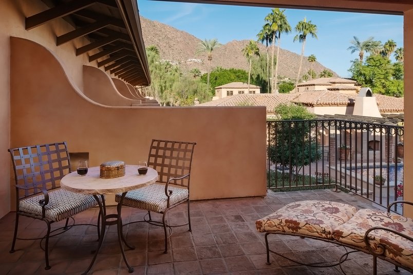 /media_files/images/Royal-Palms-Camelback-View-Co.2e16d0ba.fill-804x536-c100.jpg